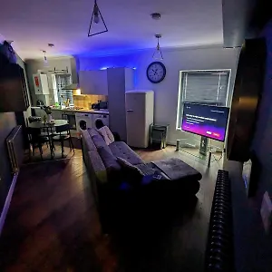Bright & Modern In Hackney Wick E3 Apartment