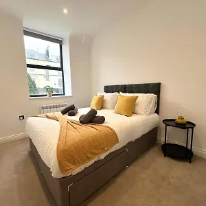 https://richmond-mews-by-staytor-accommodation.exeterhotels.net